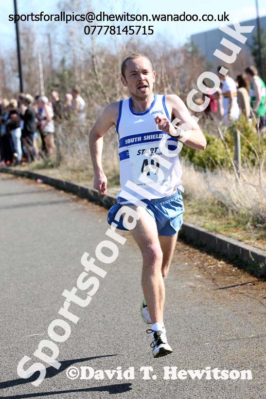 Senior mens Elswick Harriers Good Friday Road Relays. Photo: David T. Hewitson/Sports for All Pics
